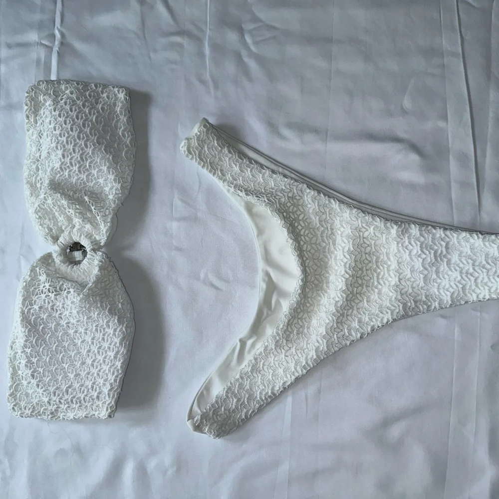 All WHITE BIKINI - Picture 9 of 9